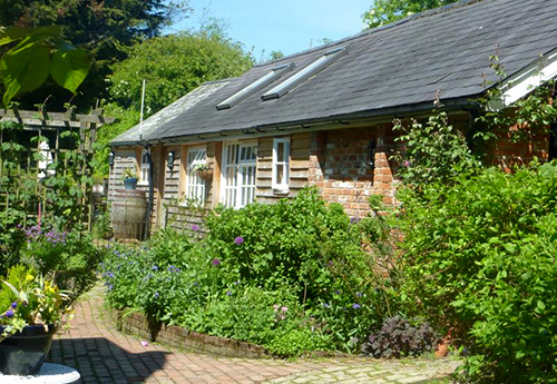 Defoe House garden hideaway